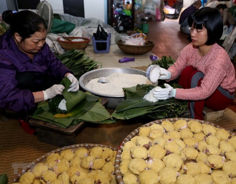 TRÂN QUÝ HỒN CỐT DÂN TỘC